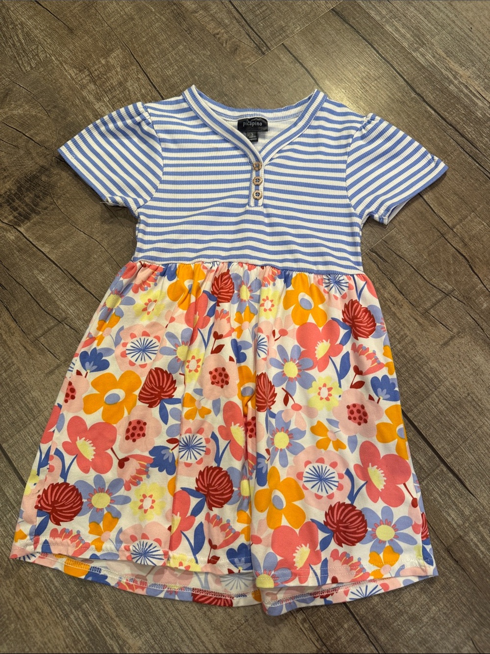 5/$15 Blue Stripe Top with Multicolor Floral Skirt Girls' Dress size 5